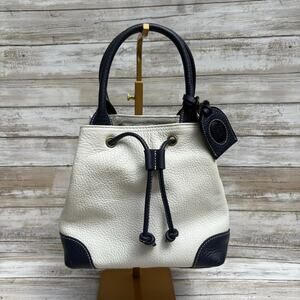 VTG Liz Claiborne Leather Co Purse Handbag Cream Navy Drawstring Satchel Preppy